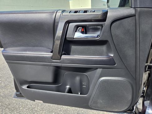 Used 2023 Toyota 4Runner TRD Off-Road Premium image 21