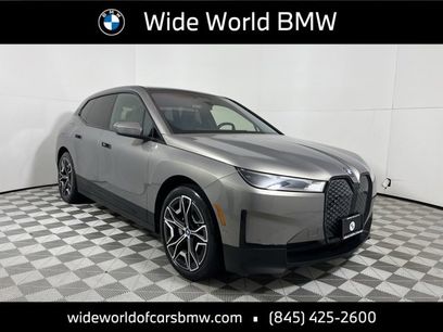 Used 2023 BMW iX xDrive50 w/ Ultimate Package 2