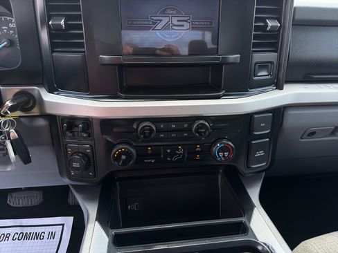 Certified 2023 Ford F250 XLT AWD/4WD image 6