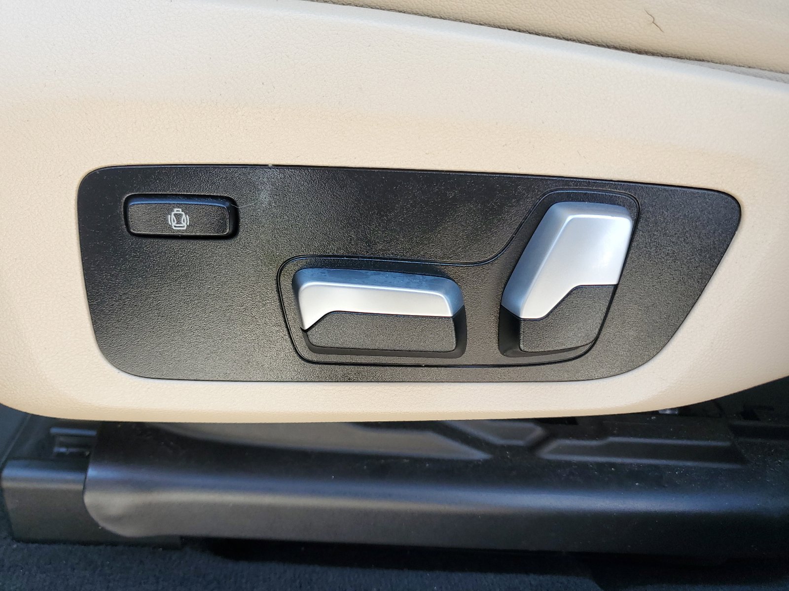Used 2021 BMW X3 sDrive30i RWD image 18