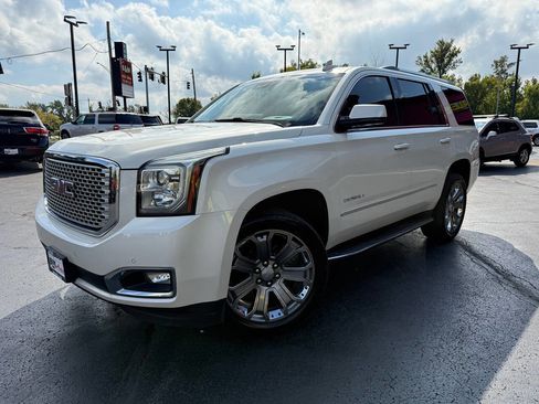 Used 2015 GMC Yukon Denali w/ Open Road Package image 3