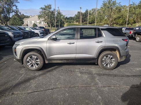 New 2026 Chevrolet Equinox LT image 5