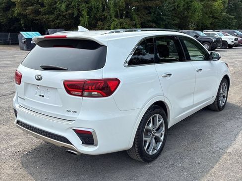 Used 2019 Kia Sorento SX w/ SX Touring Package AWD/4WD image 3