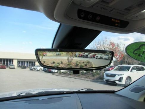 Used 2023 Cadillac XT6 Premium Luxury w/ Technology Package image 25