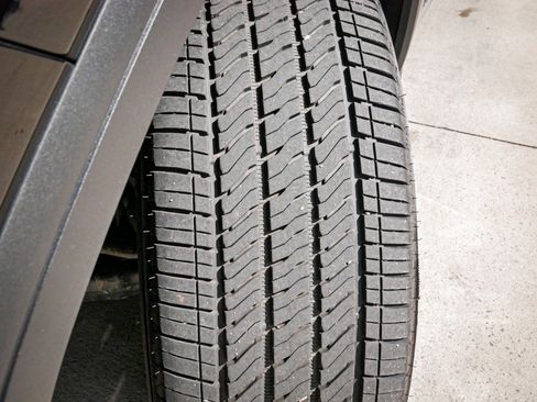 Used 2024 GMC Sierra 1500 Denali Ultimate image 12