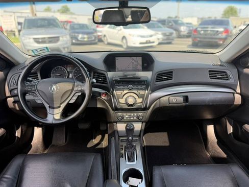 Used 2014 Acura ILX w/ Technology Package FWD image 17