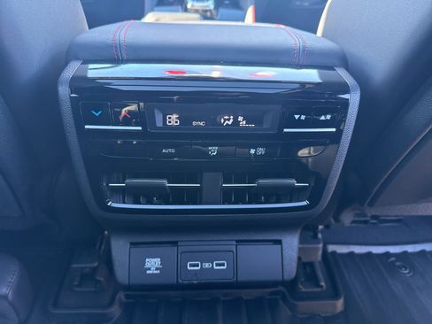 Used 2023 Acura MDX A-Spec image 25