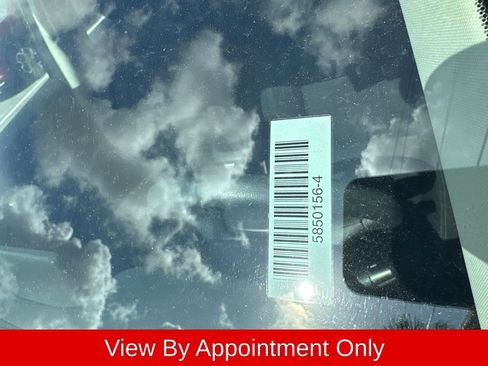 Used 2025 Honda HR-V LX image 6