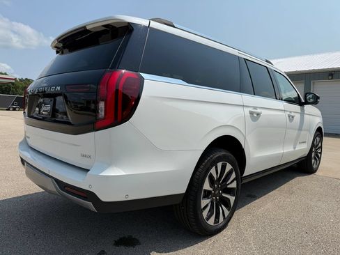 Used 2025 Ford Expedition Max Platinum w/ Driver's Package AWD/4WD image 5