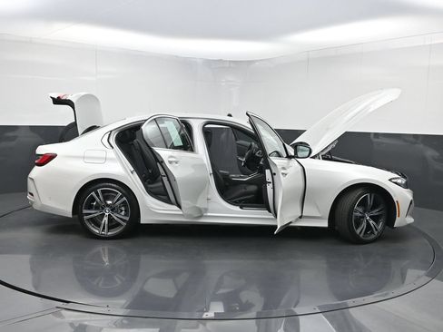 Used 2024 BMW 330i Sedan RWD image 36