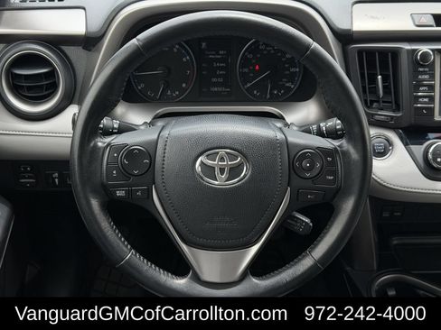 Used 2018 Toyota RAV4 XLE FWD image 12