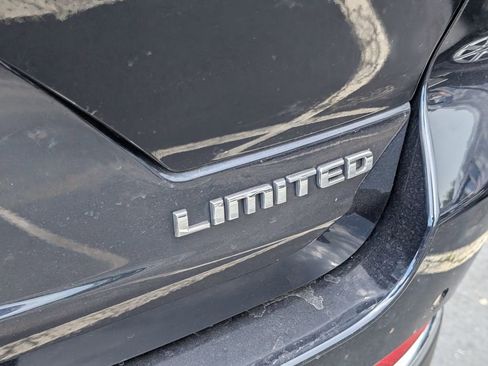 Used 2024 Jeep Grand Cherokee Limited AWD/4WD image 18