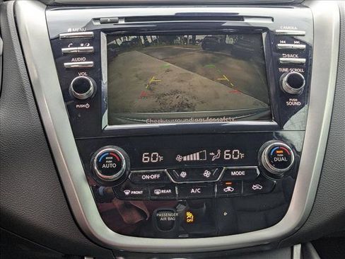 Used 2024 Nissan Murano SV FWD image 14