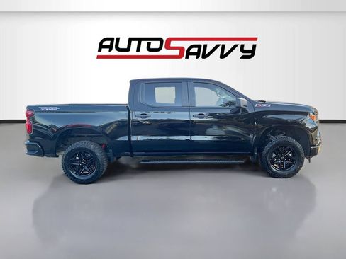 Used 2024 Chevrolet Silverado 1500 Custom Trail Boss w/ LPO, Dark Essentials Package AWD/4WD image 8