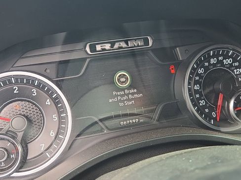 Used 2020 RAM 1500 Big Horn AWD/4WD image 12