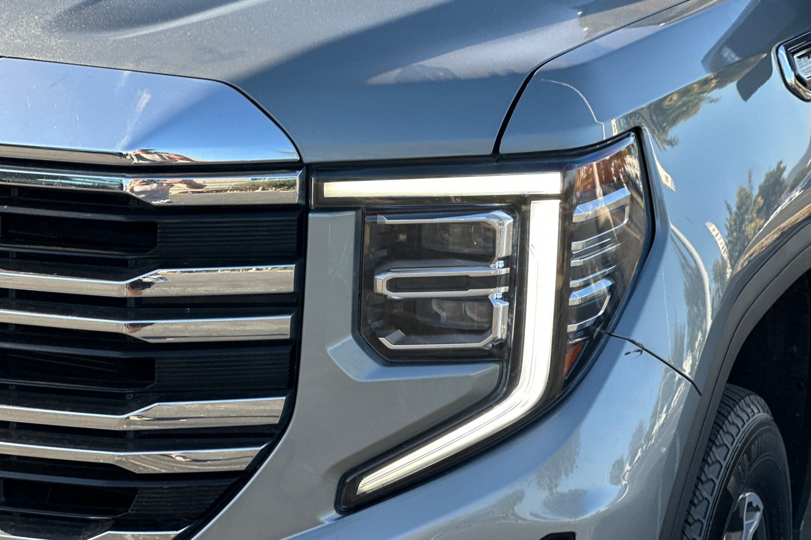 Used 2026 GMC Sierra 1500 SLT AWD/4WD image 49