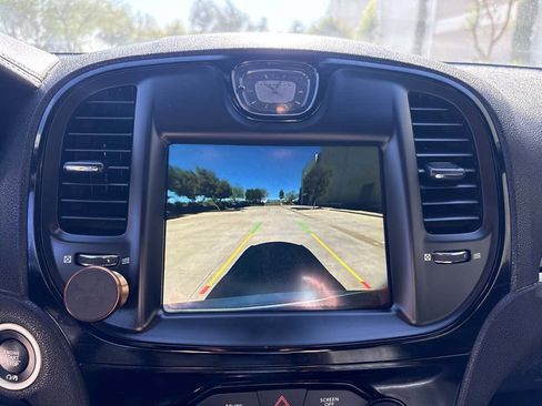 Used 2019 Chrysler 300 S w/ Safetytec Plus Group image 25