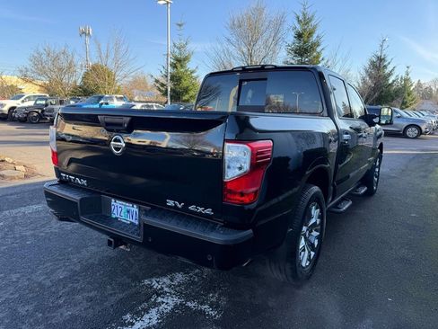 Certified 2021 Nissan Titan SV w/ SV Convenience Package image 6