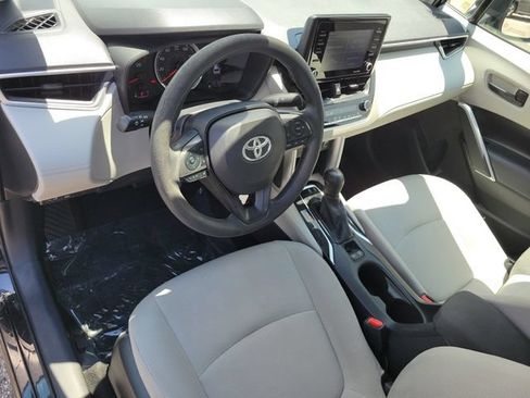 Used 2022 Toyota Corolla Cross L FWD image 14