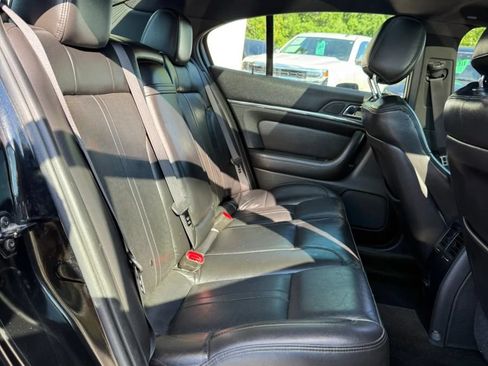 Used 2013 Lincoln MKS AWD image 16