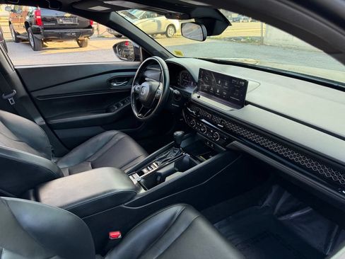 Used 2025 Honda Accord Sport image 7