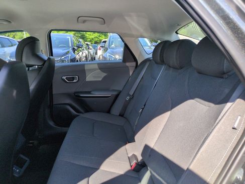 Used 2025 Kia K4 FWD image 22