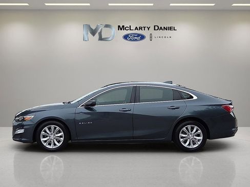 Used 2019 Chevrolet Malibu LT FWD image 3