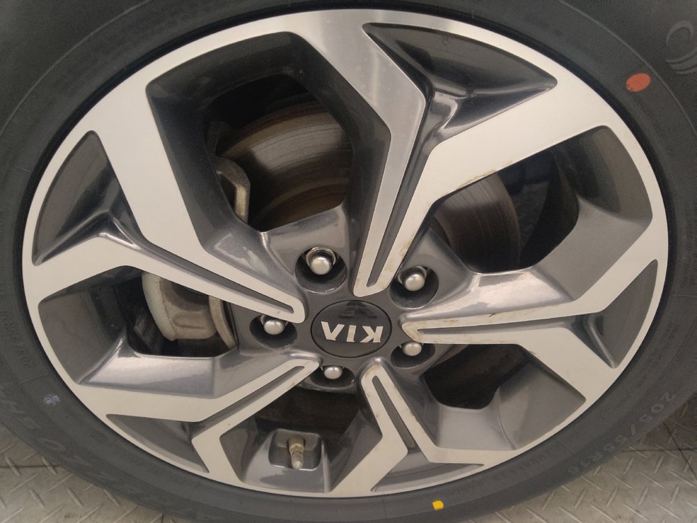 Used 2019 Kia Forte LXS FWD image 31