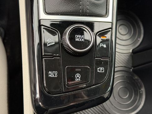 Used 2023 Kia Sportage EX FWD image 34