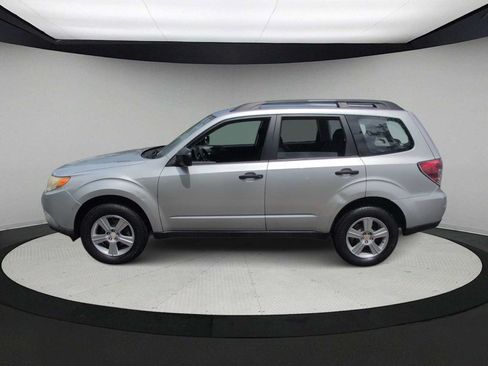Used 2011 Subaru Forester 2.5X w/ Alloy Wheel Value Pkg AWD/4WD image 5