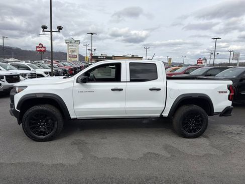 New 2026 Chevrolet Colorado Trail Boss AWD/4WD image 10