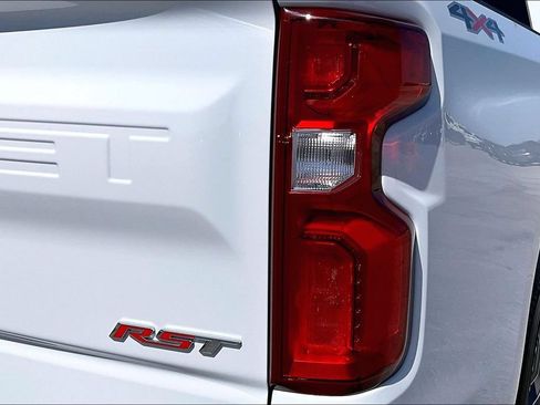 Used 2025 Chevrolet Silverado 1500 RST AWD/4WD image 42