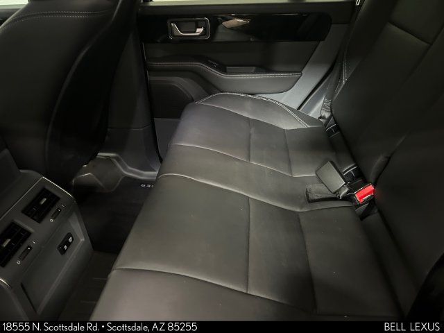 Used 2024 INEOS Grenadier Station Wagon AWD/4WD image 17