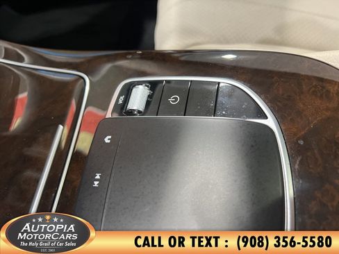 Used 2021 Mercedes-Benz E 350 4MATIC Sedan image 43