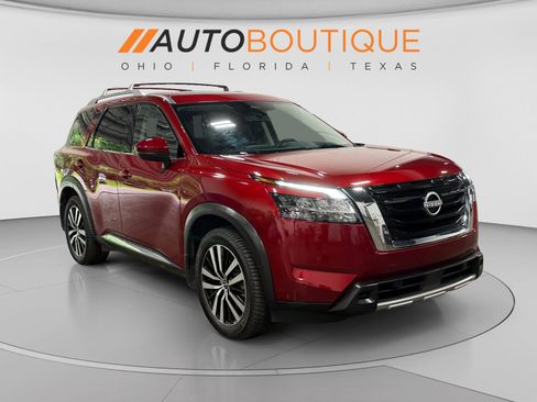 Used 2024 Nissan Pathfinder Platinum w/ Cargo Package AWD/4WD image 8