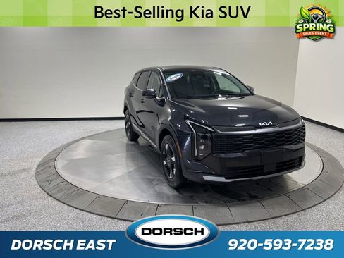 New 2026 Kia Sportage LX image 3