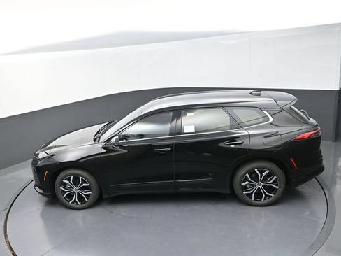 Certified 2025 Toyota Crown Signia AWD/4WD image 25