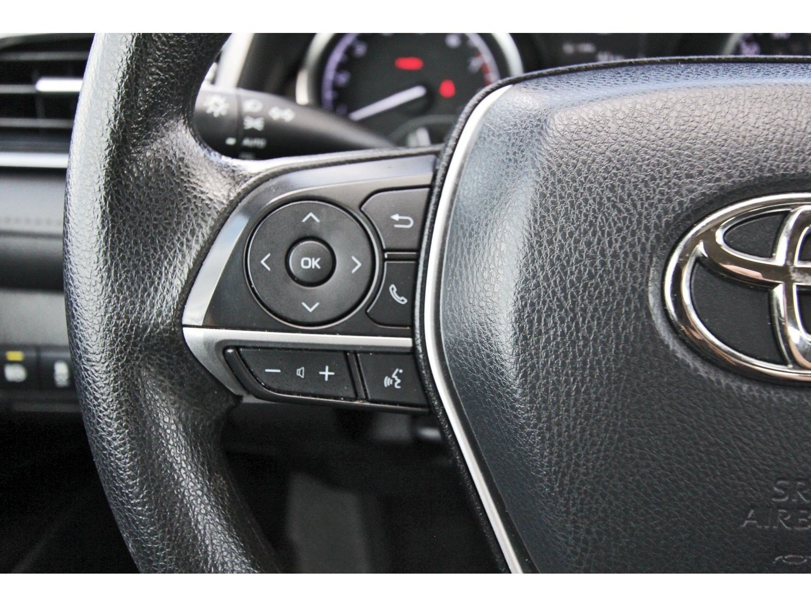 Used 2023 Toyota Camry LE FWD image 16
