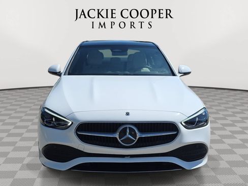 Used 2025 Mercedes-Benz C 300 Sedan image 2