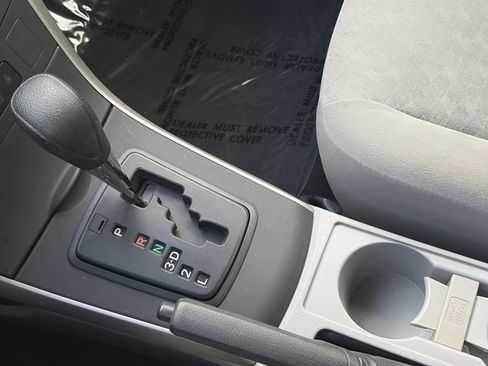 Used 2009 Toyota Corolla LE FWD image 18