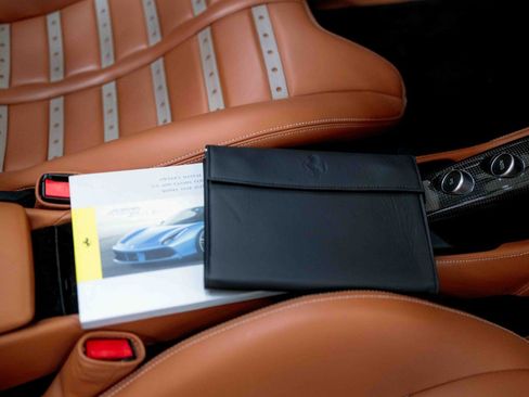 Used 2018 Ferrari 488 Spider image 55