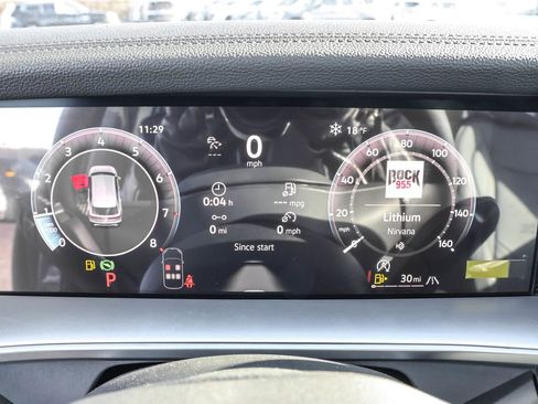 New 2026 Volkswagen Tiguan SE image 27