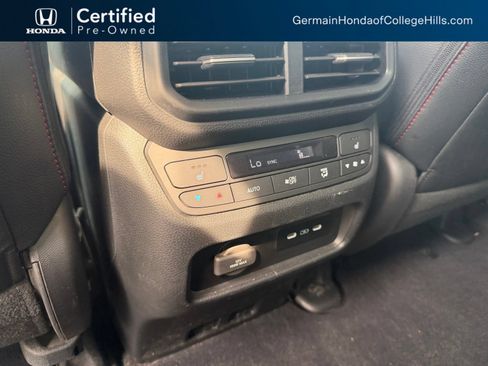 Used 2025 Honda Ridgeline Black Edition image 15