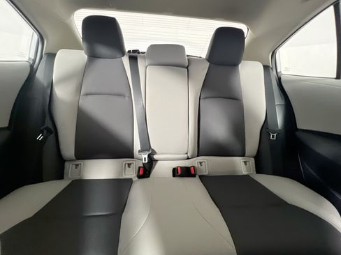 Used 2026 Toyota Corolla LE FWD image 31