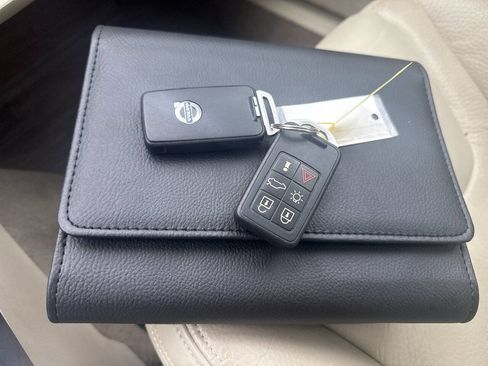 Used 2013 Volvo S60 T5 image 17