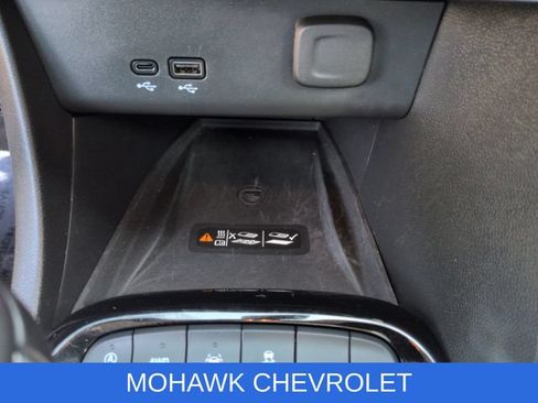 Used 2024 Buick Encore GX Avenir w/ Avenir Technology Package AWD/4WD image 36