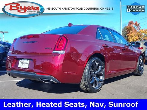 Used 2023 Chrysler 300 S image 8