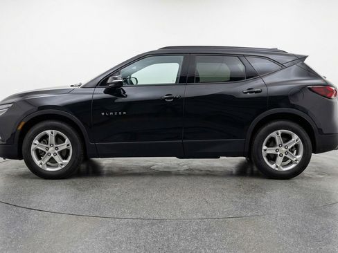 Used 2025 Chevrolet Blazer LT FWD image 5