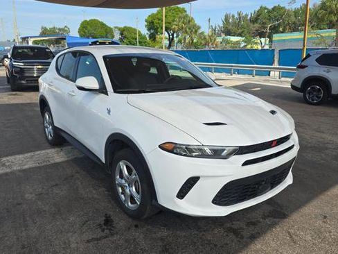 Used 2024 Dodge Hornet GT AWD/4WD image 3