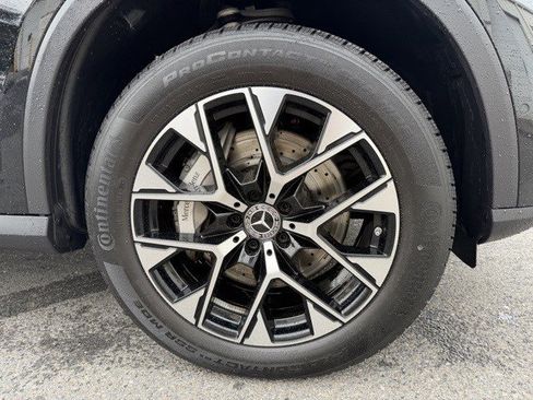 Used 2025 Mercedes-Benz GLC 350e 4MATIC image 21